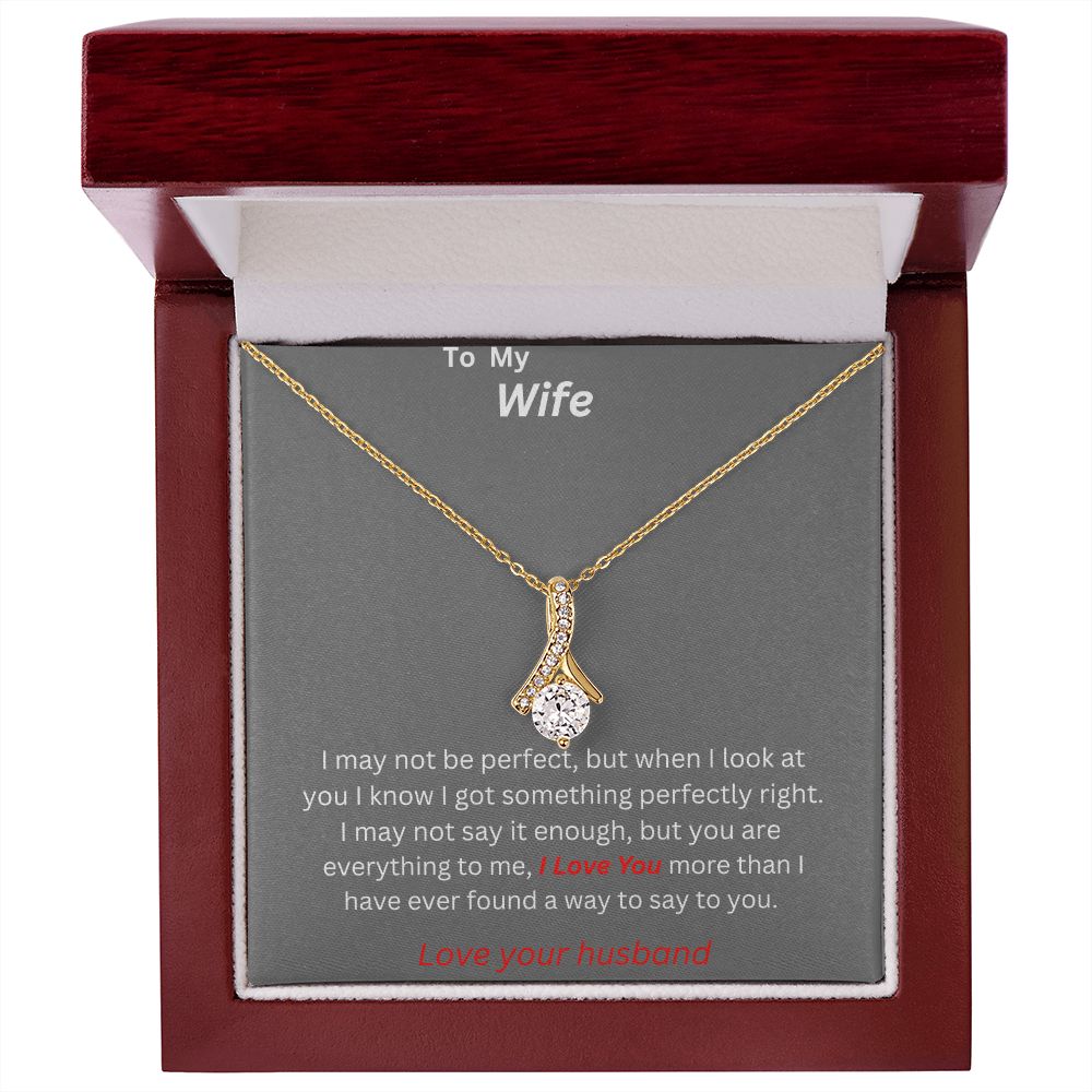 TO MY WIFE. ALLURING BEAUTIFUL NECKLACE.