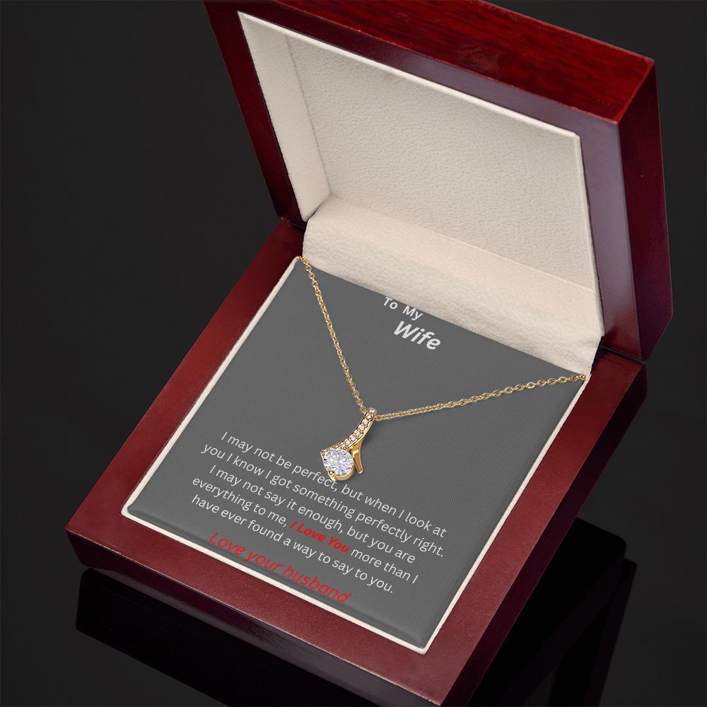 TO MY WIFE. ALLURING BEAUTIFUL NECKLACE.